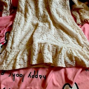 Summer flowy white dress!